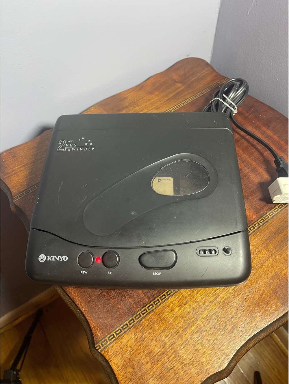 Kinyo 2-Way VHS Rewinder with Power Cord